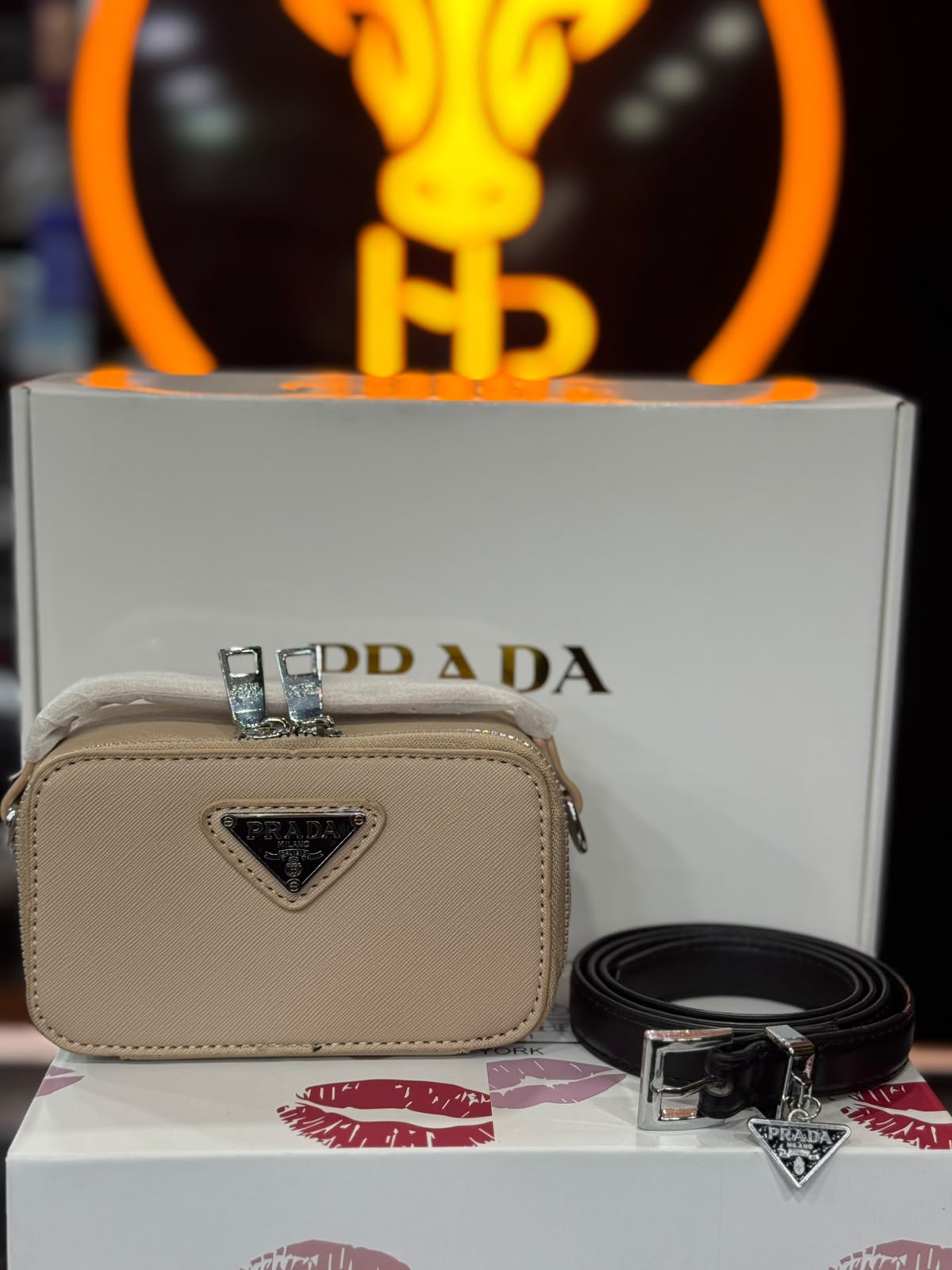 MINI BOLSO DE DAMA PRADA