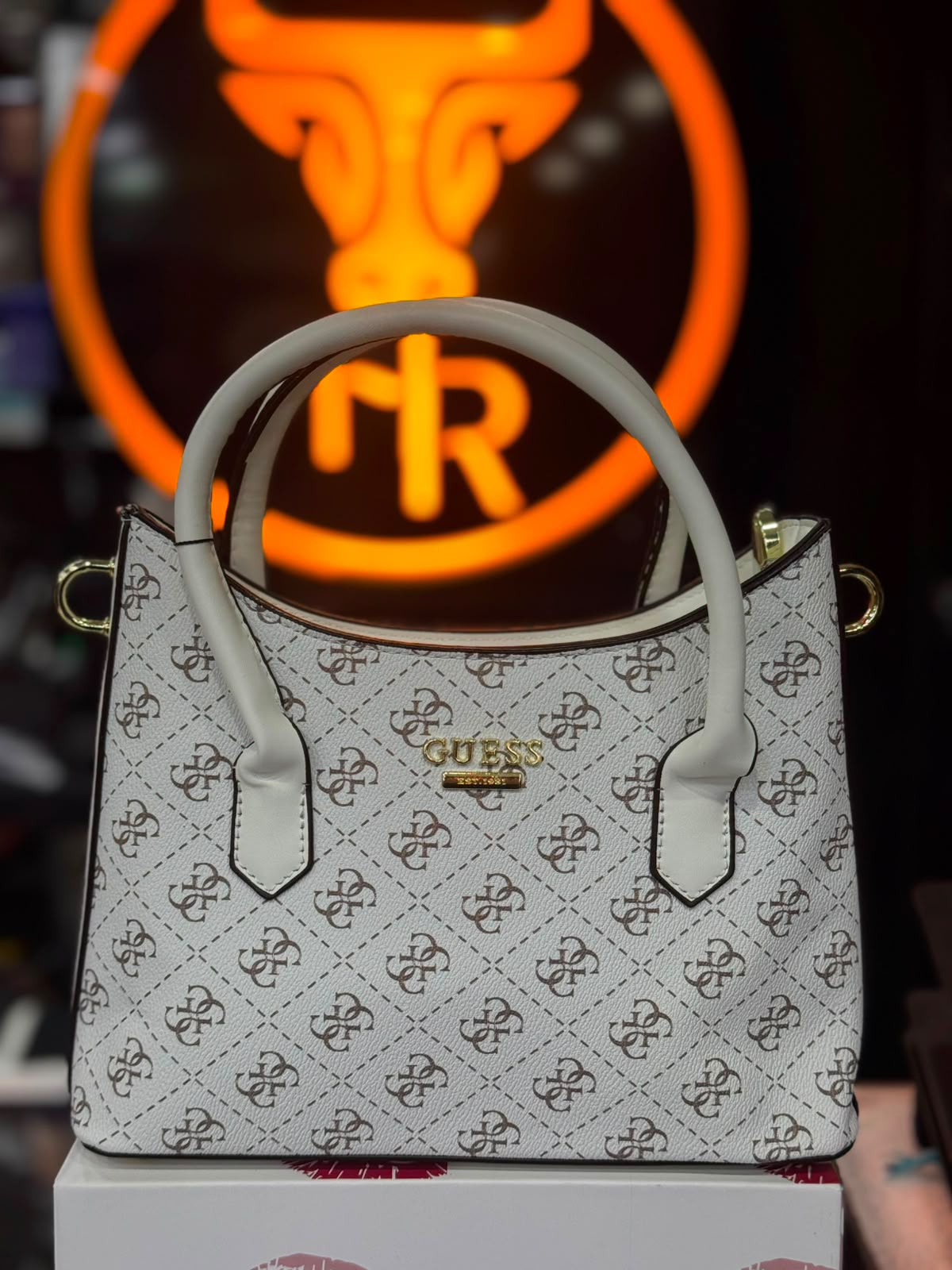 BOLSO DE DAMA GUESS