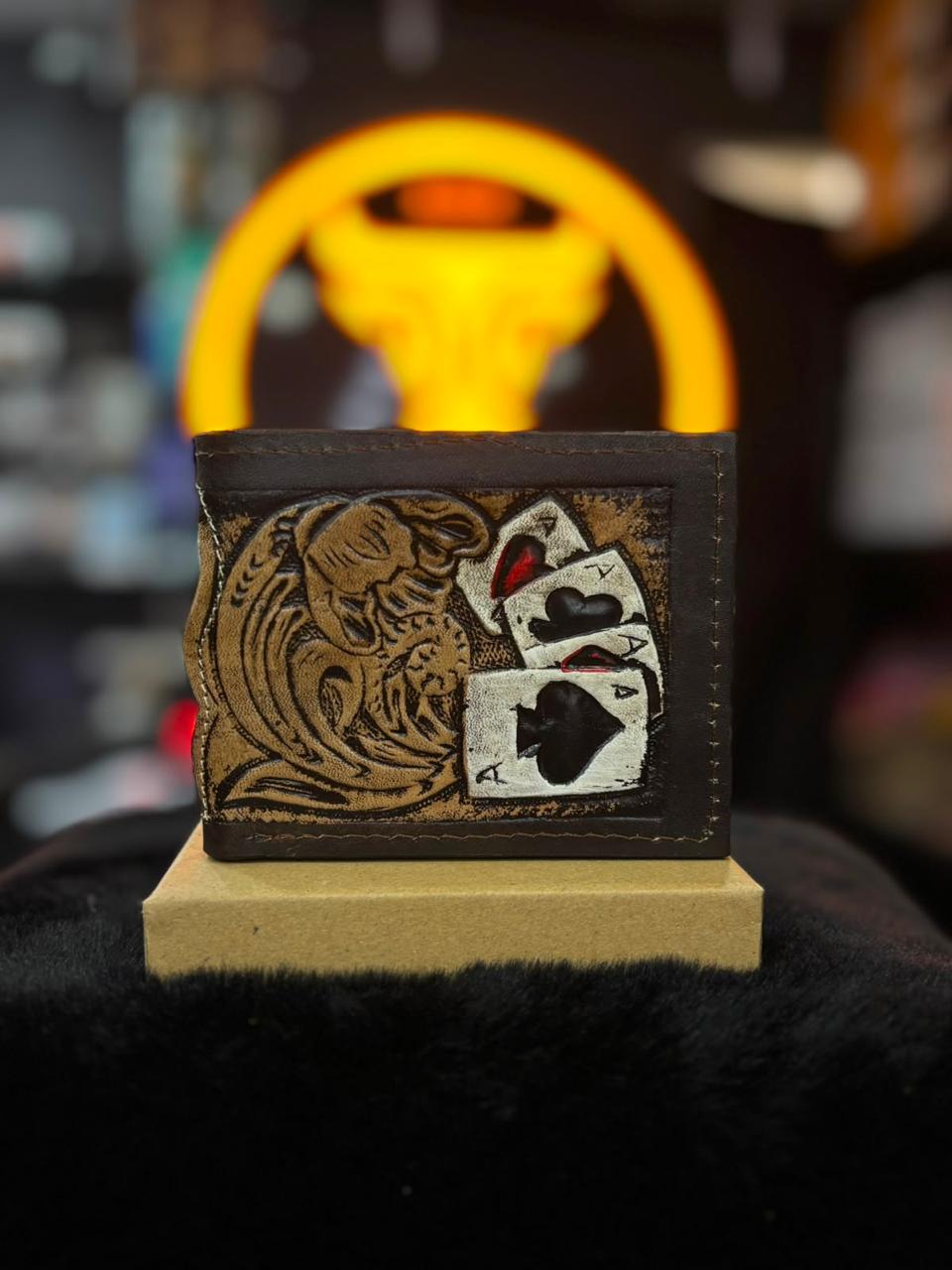 CARTERA CINCELADA