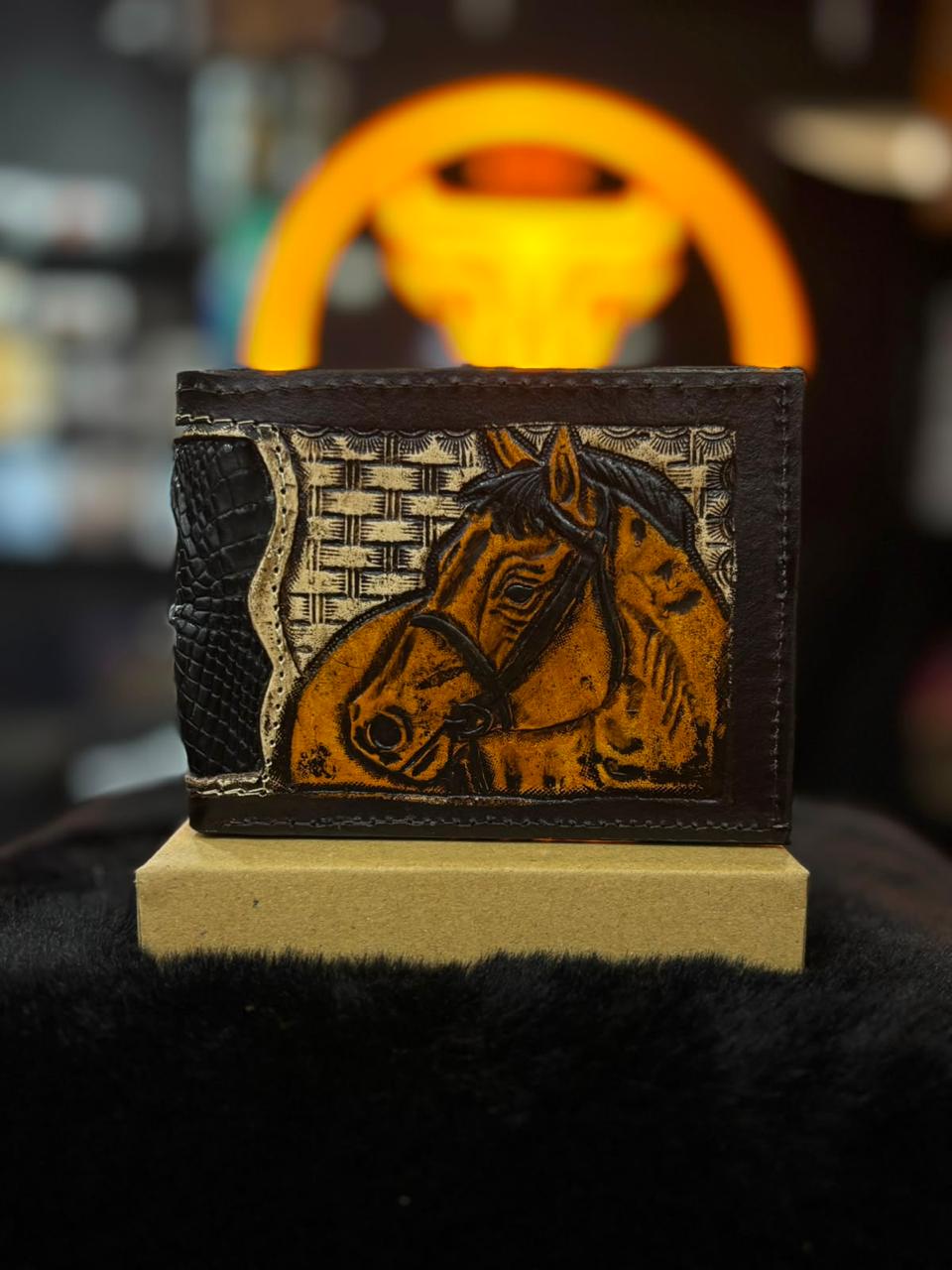 CARTERA CINCELADA