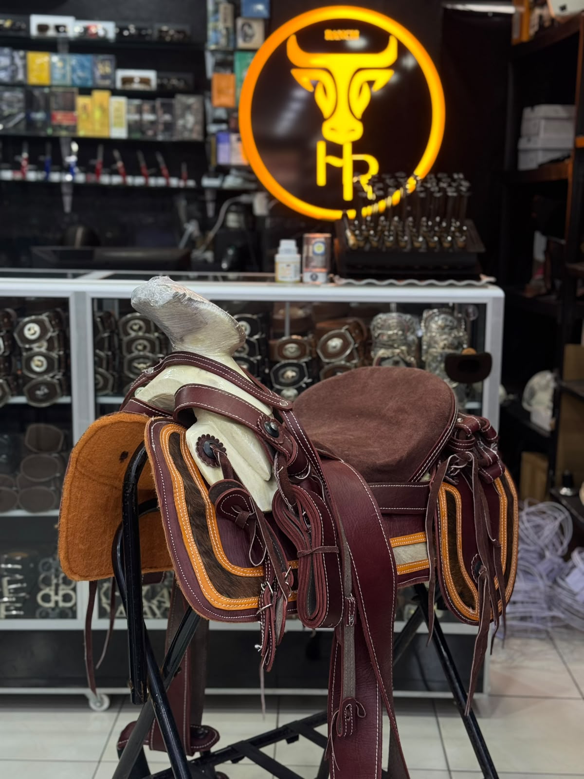 MONTURA SEMI CHARRA CANTINA COLA DE PATO