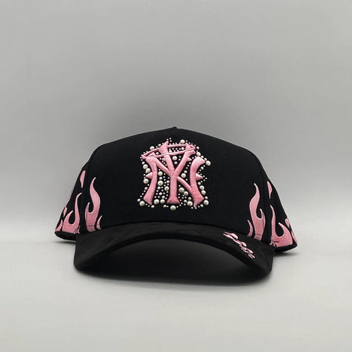 31 HATS FLAMES SAN VALENTIN