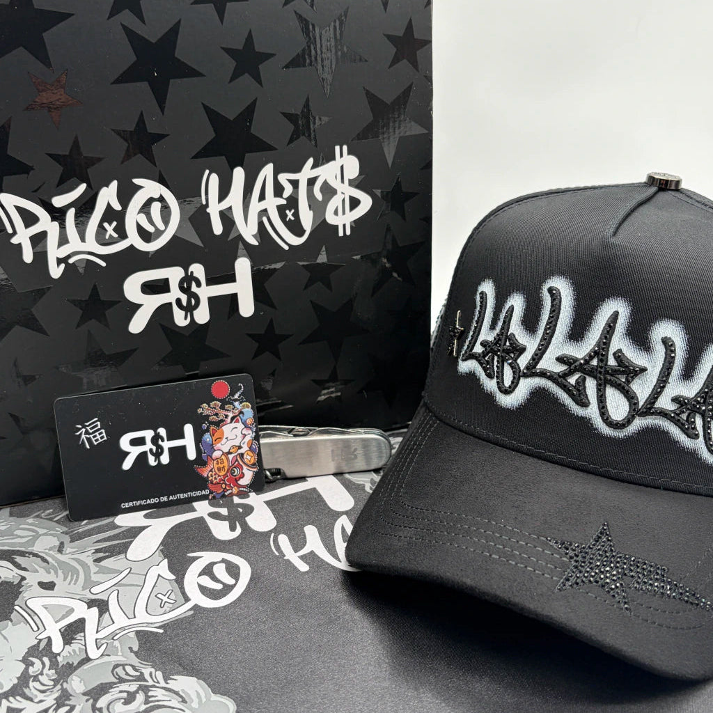 GORRA RICO HATS // LALALA BLACK DROP 2026